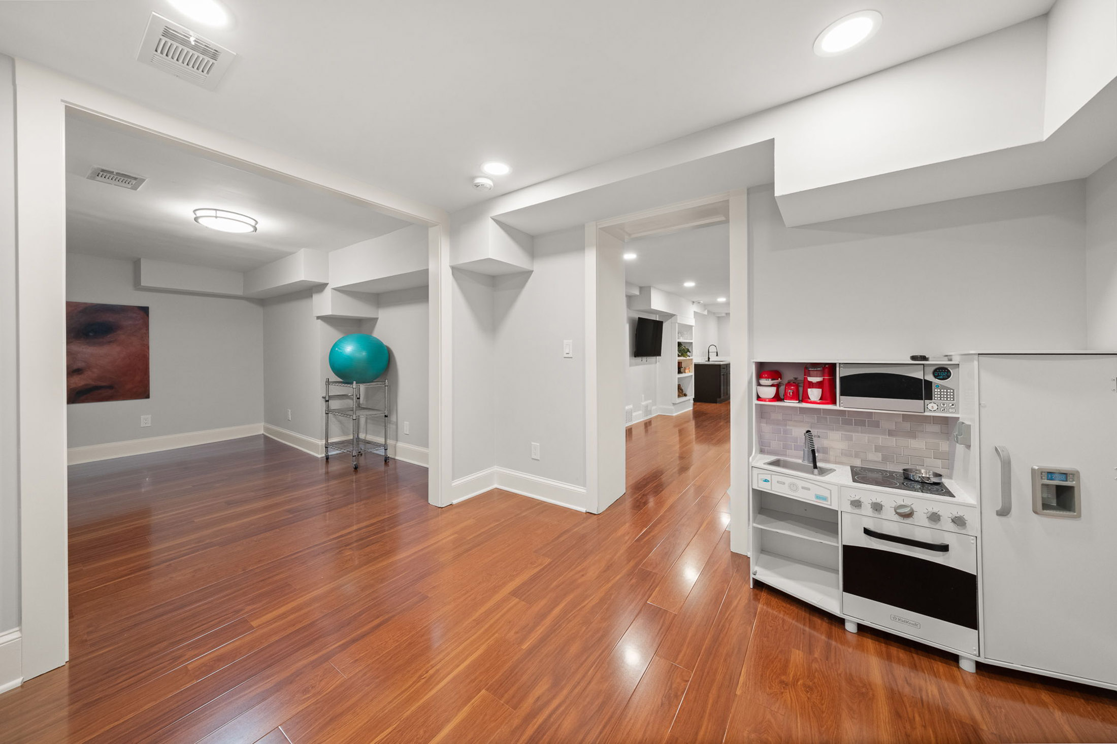  Stunning and Completely Renovated Morningside Home on 3.2+/- Acre Estate Lot - 物件實景