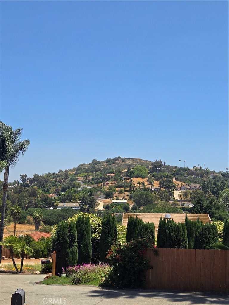 Escondido, California, 92025, United States, 3 Bedrooms Bedrooms, ,2 BathroomsBathrooms,Residential,For Sale,1825178