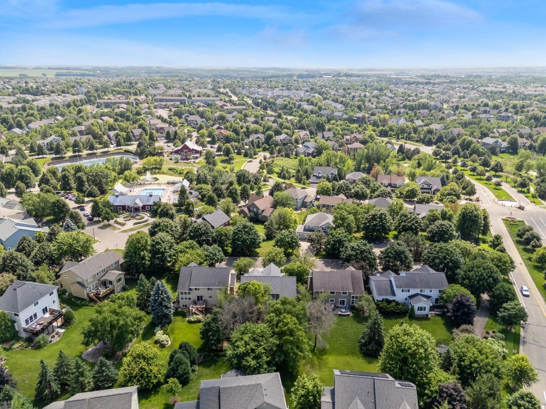 Woodbury, Minnesota, 55129, United States, 5 Bedrooms Bedrooms, ,3 BathroomsBathrooms,Residential,For Sale,1917665