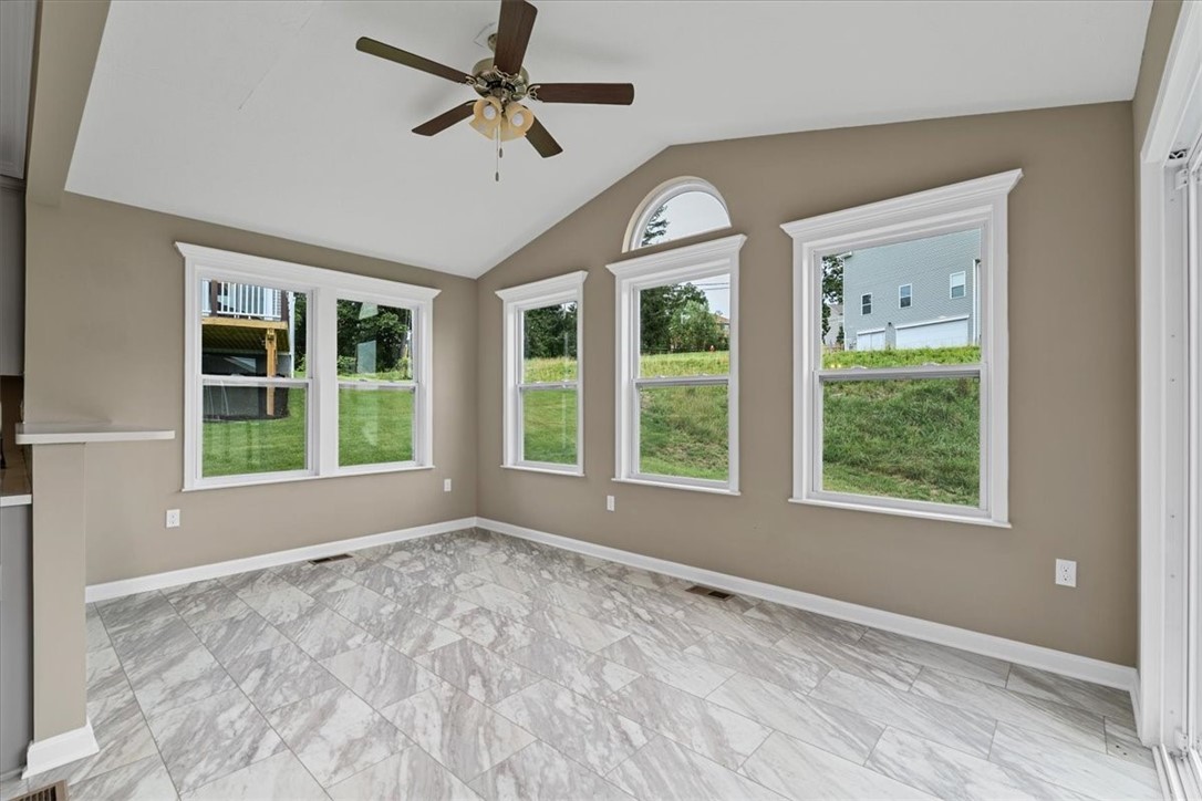 Franklin Park, Pennsylvania, 15143, United States, 4 Bedrooms Bedrooms, ,4 BathroomsBathrooms,Residential,For Sale,1882499