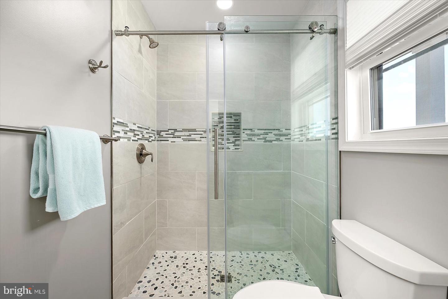 Ocean City, Maryland, 21842, United States, 3 Bedrooms Bedrooms, ,4 BathroomsBathrooms,Residential,For Sale,1986506