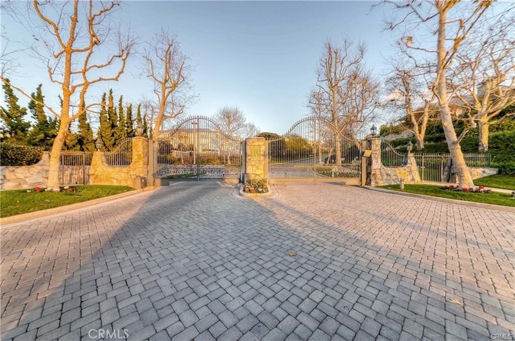 Newport Beach, California, 92660, United States, 4 Bedrooms Bedrooms, ,4 BathroomsBathrooms,Residential,For Sale,1759527