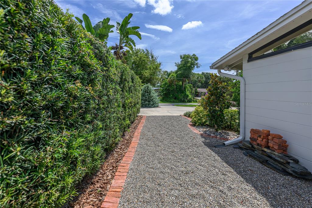 Maitland, Florida, 32751, United States, 3 Bedrooms Bedrooms, ,2 BathroomsBathrooms,Residential,For Sale,1890737