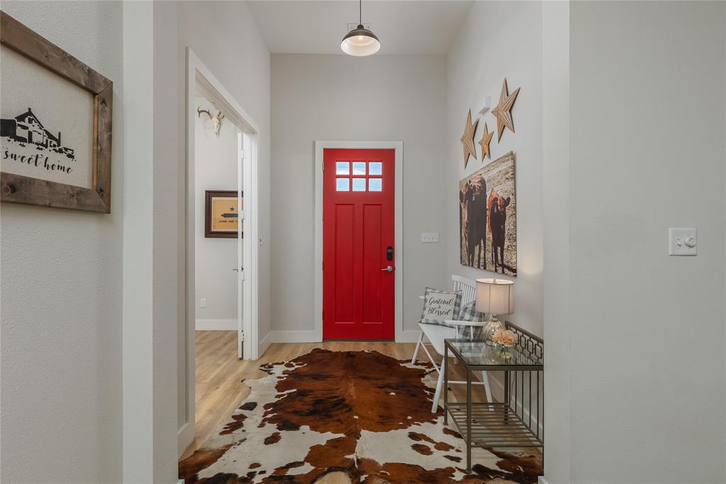 Weatherford, Texas, 76085, United States, 4 Bedrooms Bedrooms, ,2 BathroomsBathrooms,Residential,For Sale,1978041