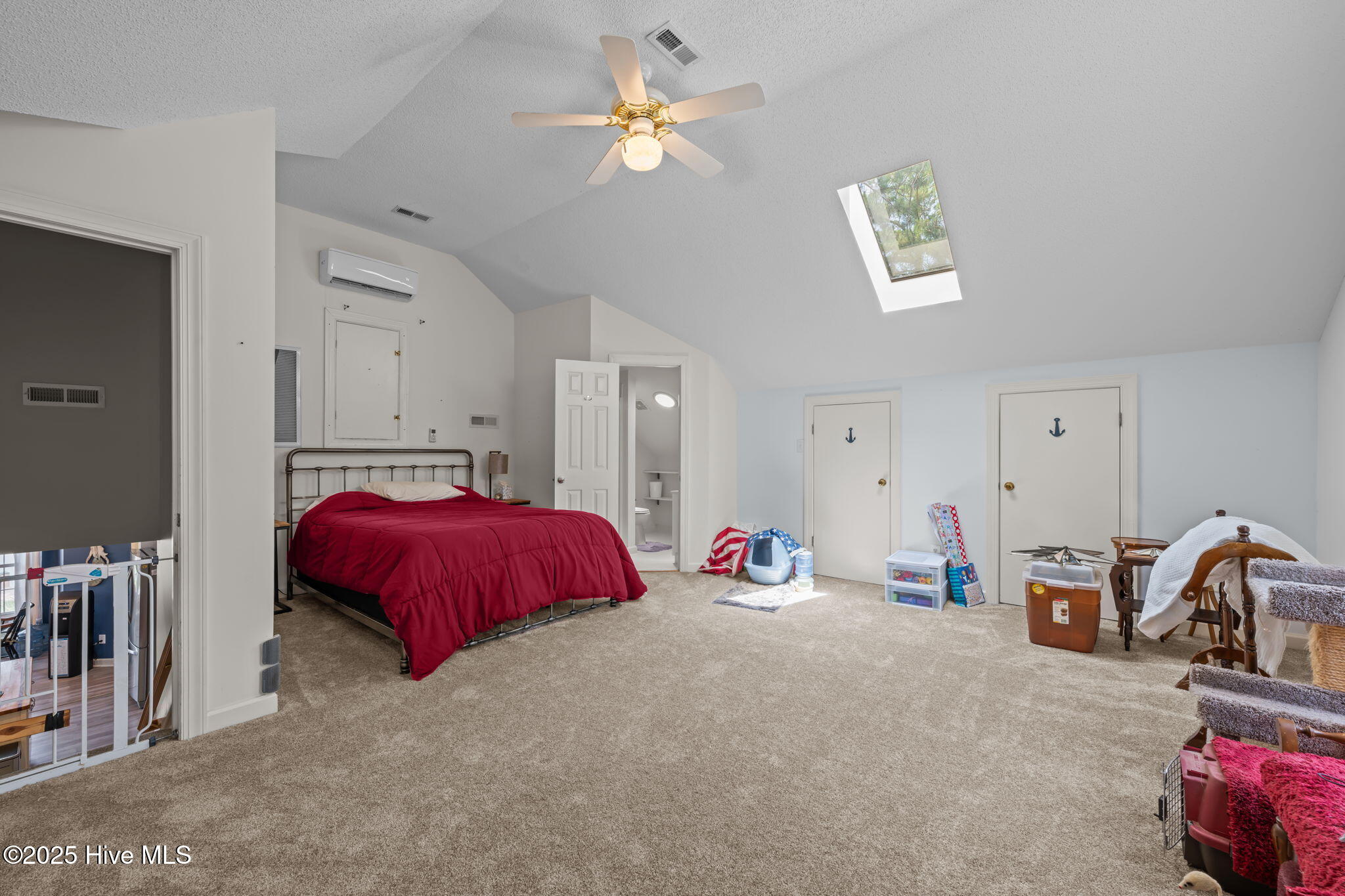 New Bern, North Carolina, 28560, United States, 4 Bedrooms Bedrooms, ,3 BathroomsBathrooms,Residential,For Sale,1946891