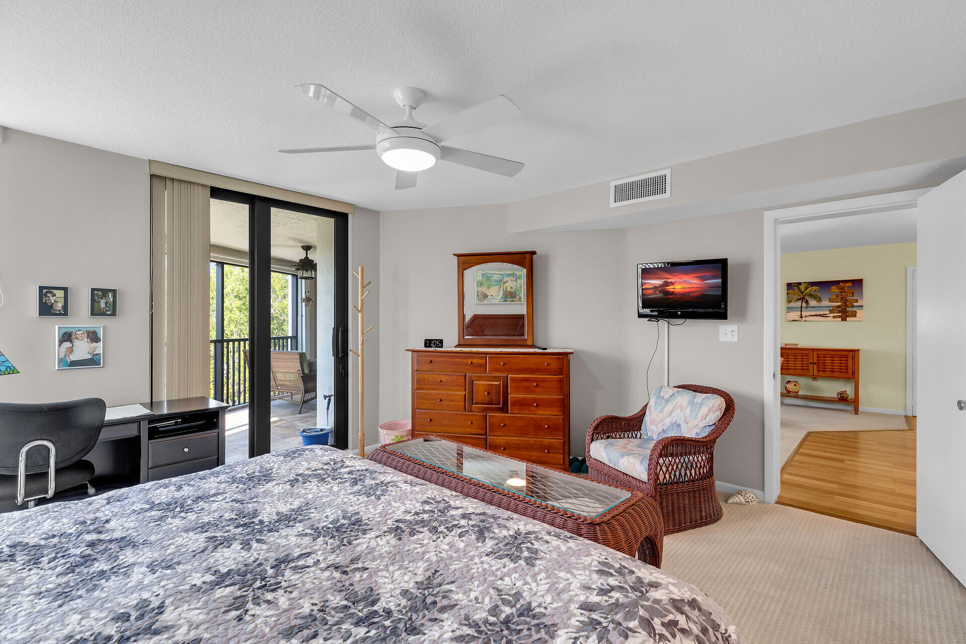 MARATHON, Florida, 33050, United States, 3 Bedrooms Bedrooms, ,2 BathroomsBathrooms,Residential,For Sale,1696068