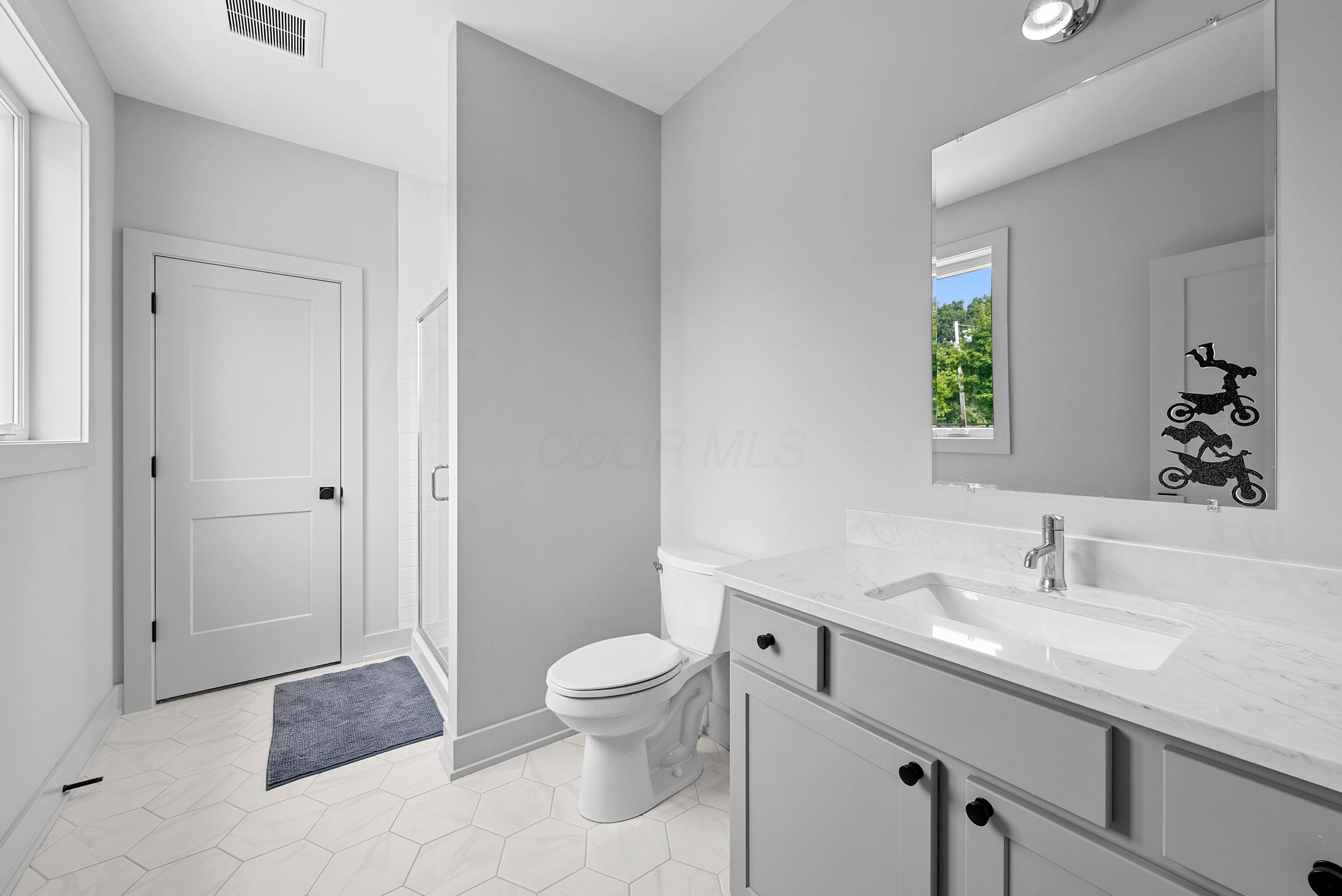 Alexandria, Ohio, 43001, United States, 4 Bedrooms Bedrooms, ,4 BathroomsBathrooms,Residential,For Sale,1907180