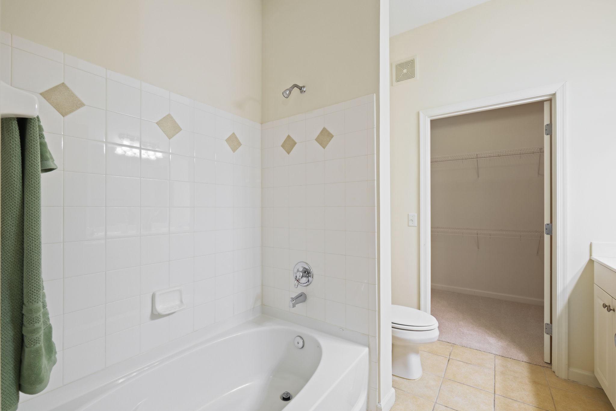  7 Booth Street, Gaithersburg, MD, 20878 - 物件實景