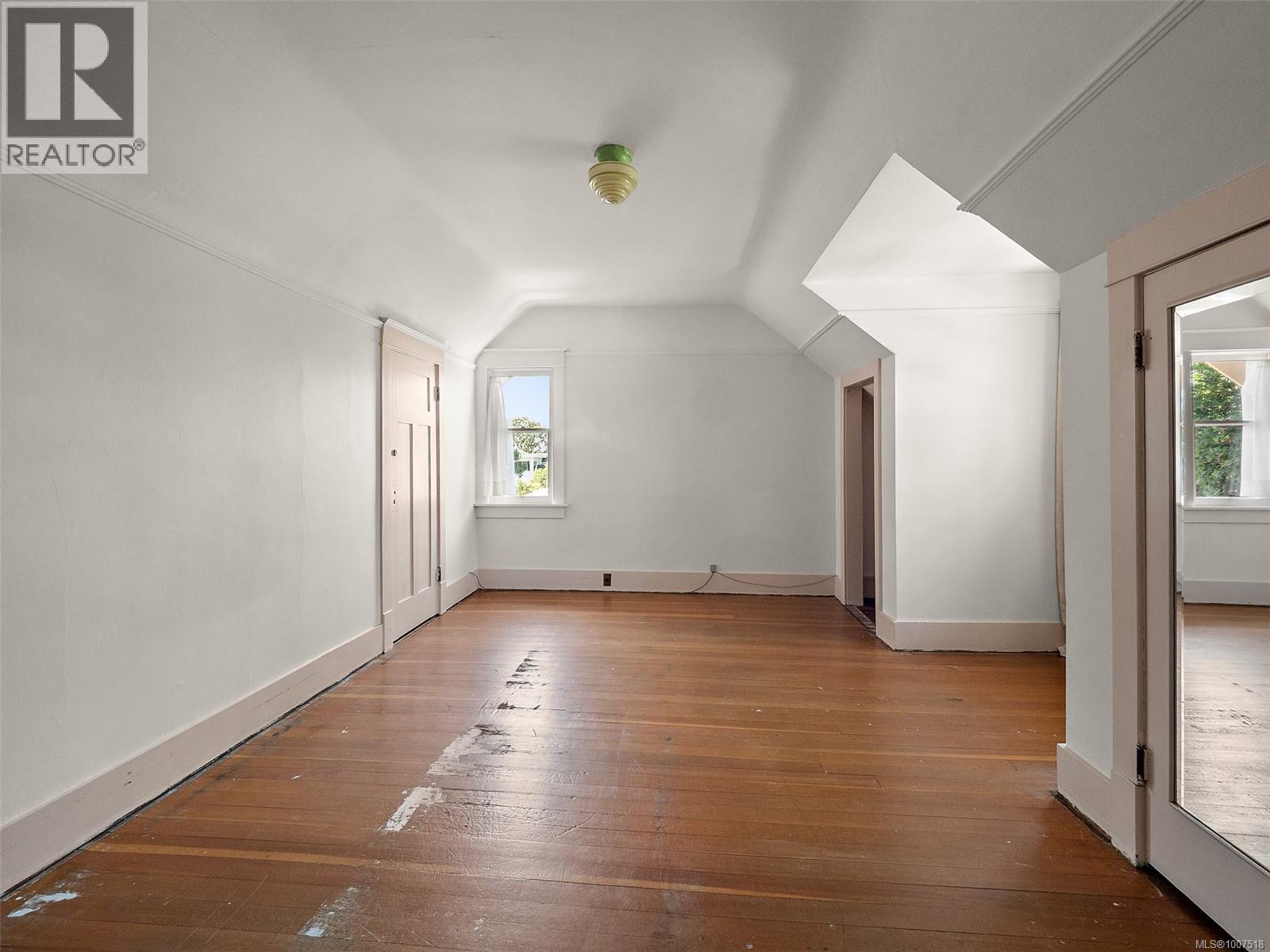 VICTORIA, British Columbia, V8S 2A6, CA, 4 Bedrooms Bedrooms, ,3 BathroomsBathrooms,Residential,For Sale,1947245