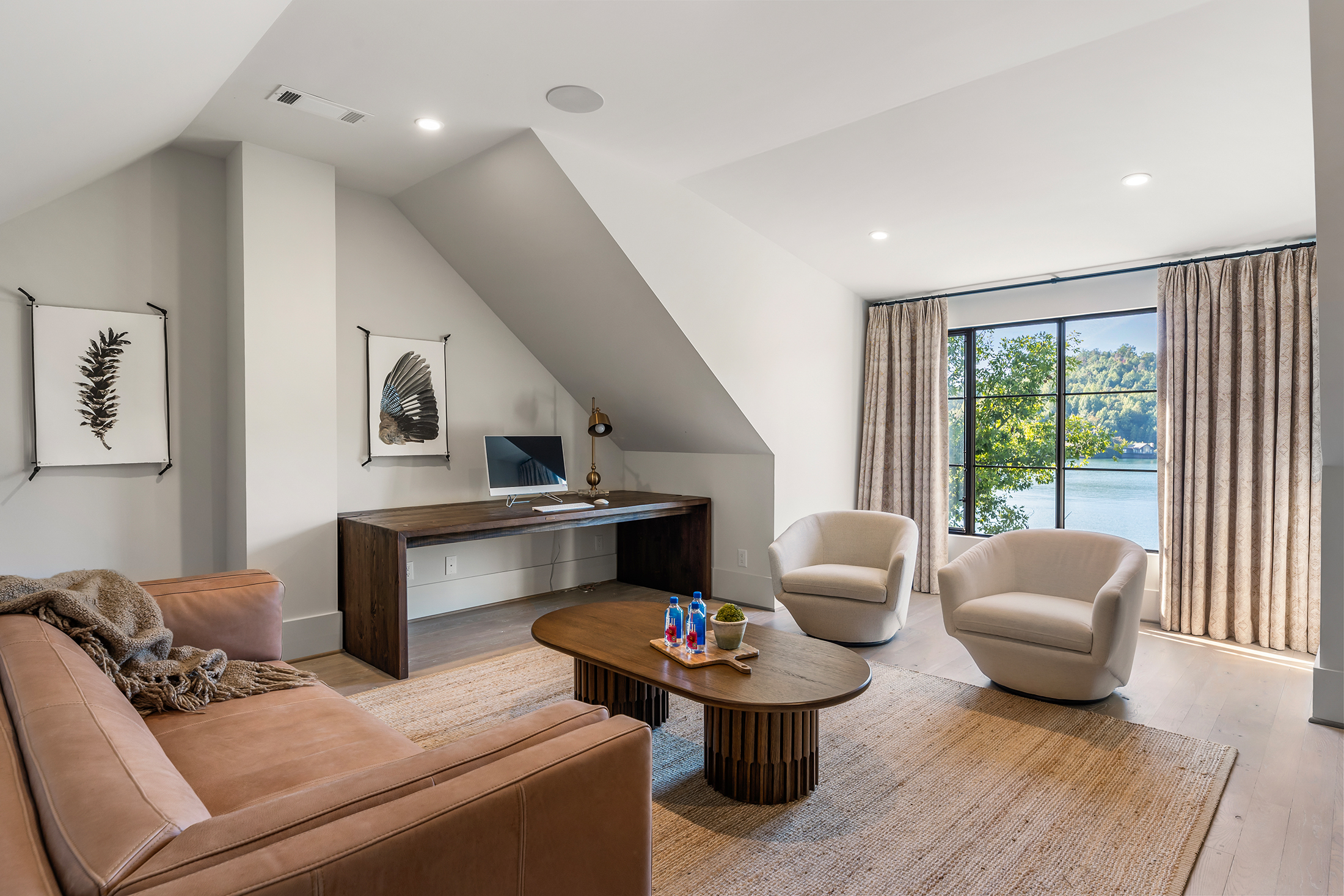  Breathtaking Lake Burton Views from an Exceptional Custom Lakehouse - 物件實景