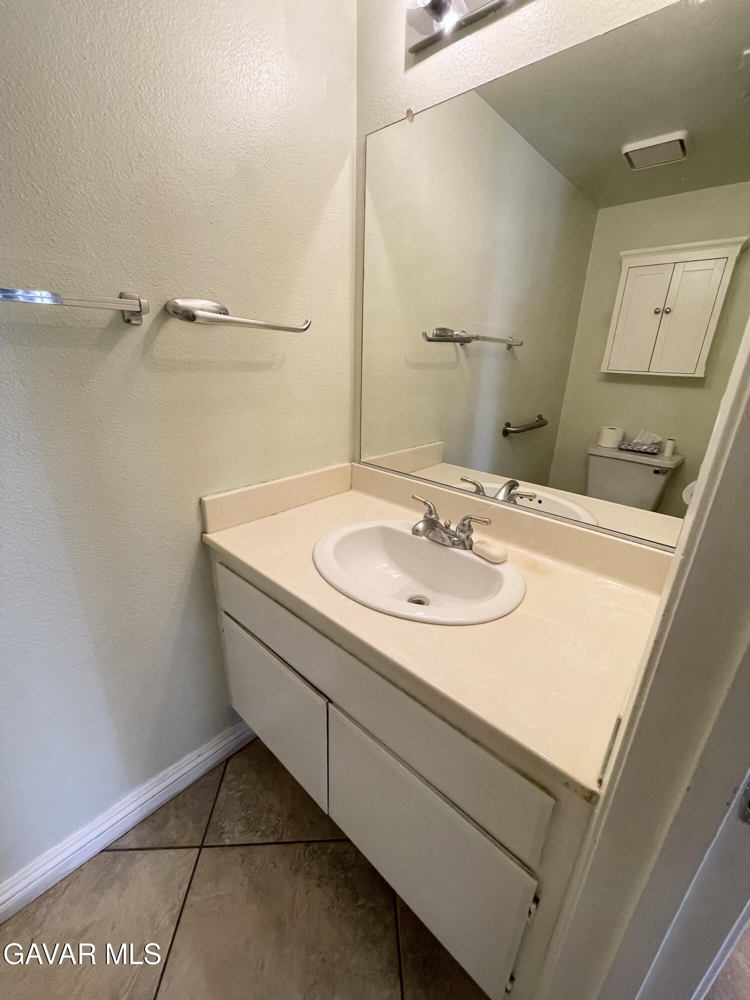 Palmdale, California, 93551, United States, 3 Bedrooms Bedrooms, ,3 BathroomsBathrooms,Residential,For Sale,1973672