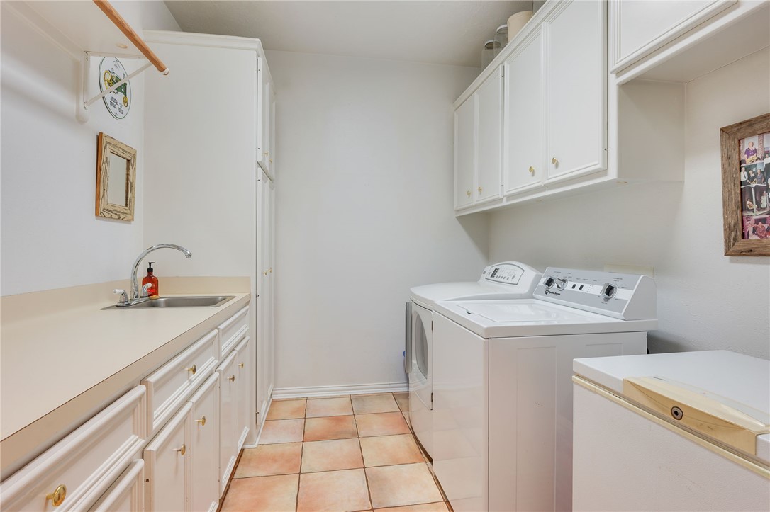 College Station, Texas, 77845, United States, 3 Bedrooms Bedrooms, ,3 BathroomsBathrooms,Residential,For Sale,2005099