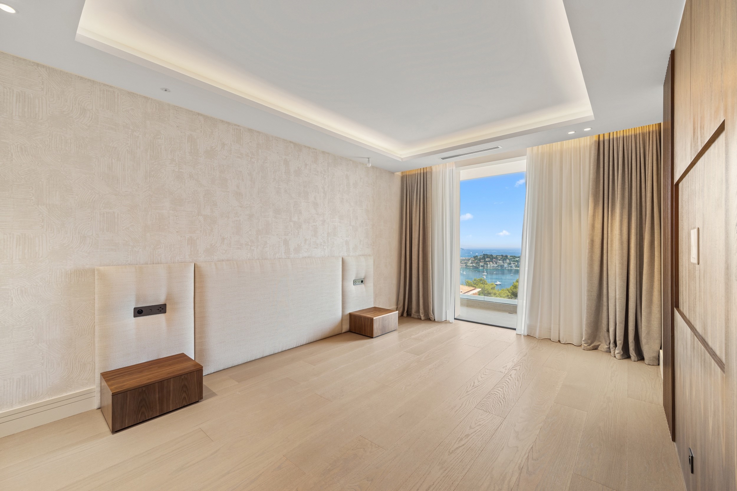  Contemporary villa with panoramic sea views for sale in Nice Mont Boron - 物件實景
