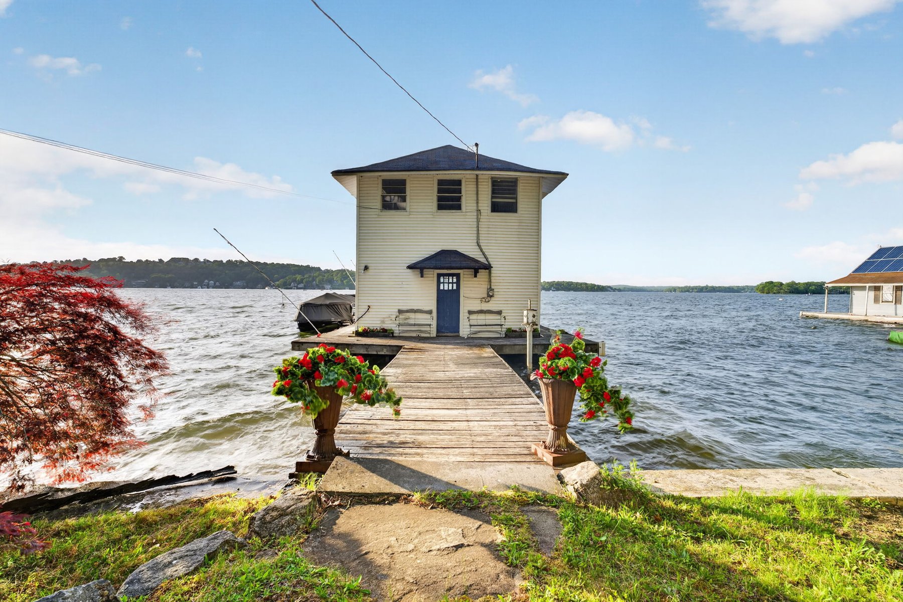 ?Sunset Cover Retreat? on Lake Hopatcong - 物件實景