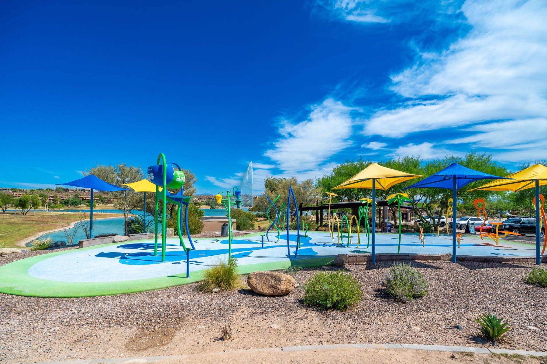  15618 E Cactus Drive  Fountain Hills, AZ - 物件實景