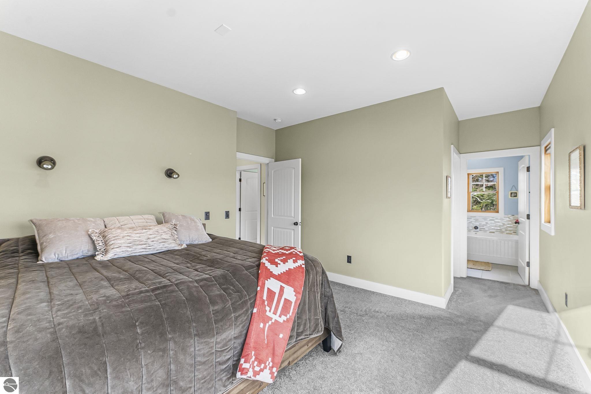 Traverse City, Michigan, 49685, United States, 7 Bedrooms Bedrooms, ,4 BathroomsBathrooms,Residential,For Sale,2005868