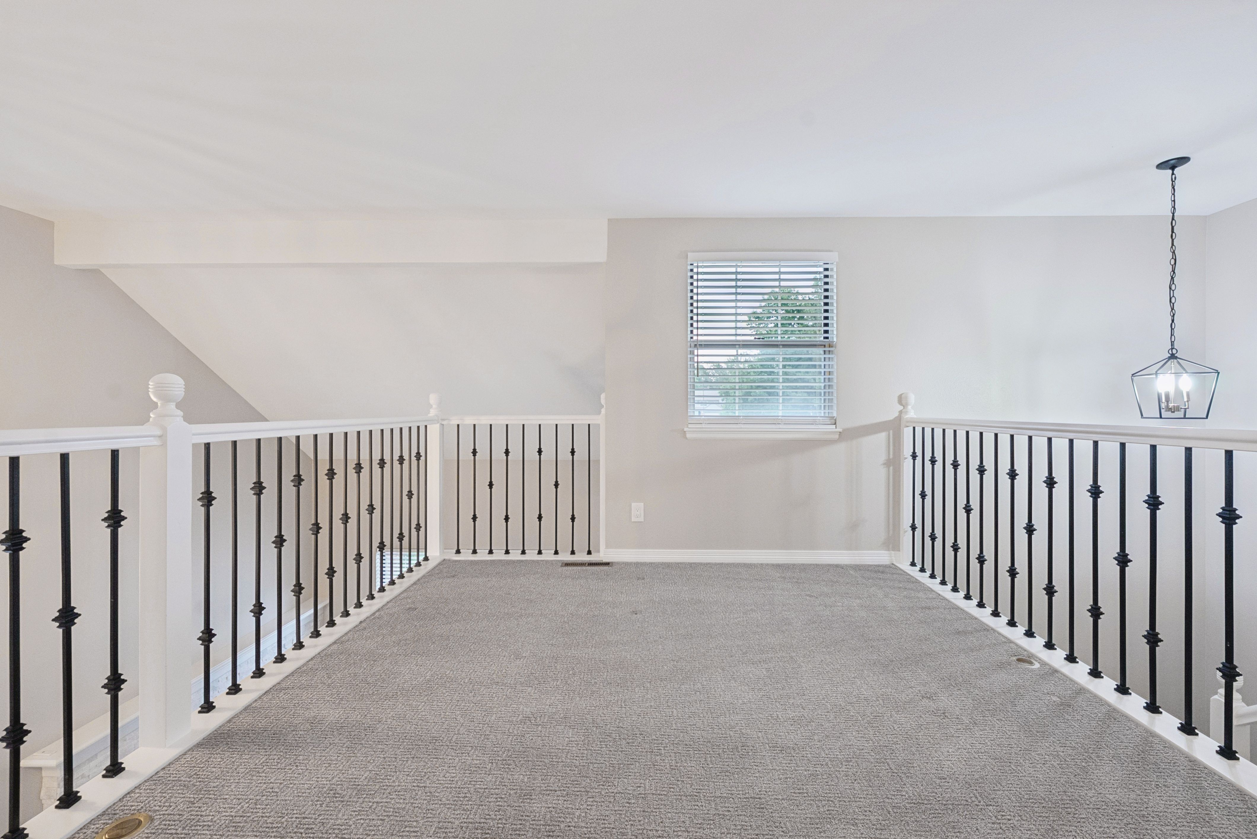  Bright Updated Townhome in Homestead Willows with One-Level Living & Pool Access - 物件實景