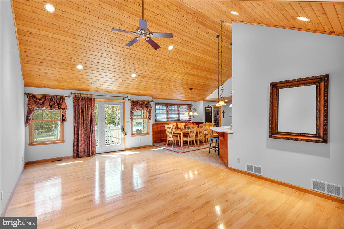 FRANKLINVILLE, New Jersey, 08322, United States, 4 Bedrooms Bedrooms, ,3 BathroomsBathrooms,Residential,For Sale,1976582