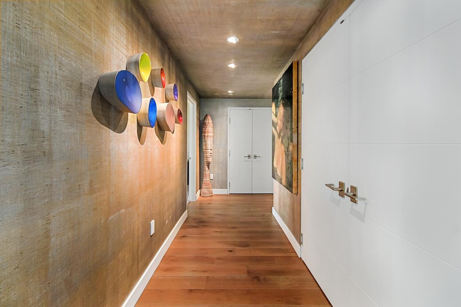 Sacramento, California, 95814, United States, 3 Bedrooms Bedrooms, ,3 BathroomsBathrooms,Residential,For Sale,1838826