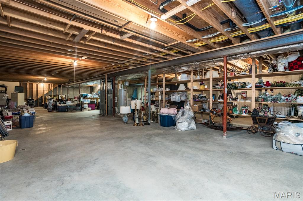 Godfrey, Illinois, 62035, United States, 3 Bedrooms Bedrooms, ,3 BathroomsBathrooms,Residential,For Sale,1940869