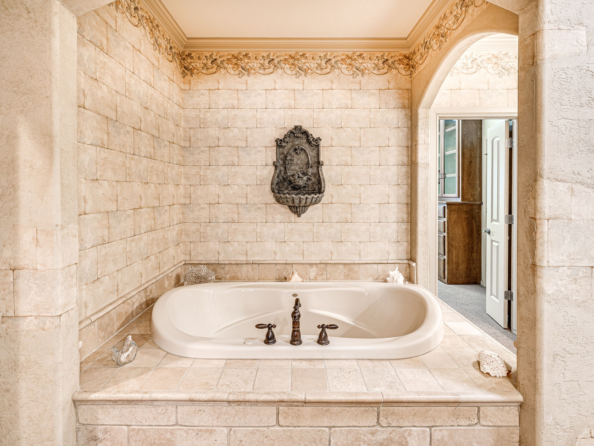 Edmond, Oklahoma, 73003, United States, 3 Bedrooms Bedrooms, ,3 BathroomsBathrooms,Residential,For Sale,1907652