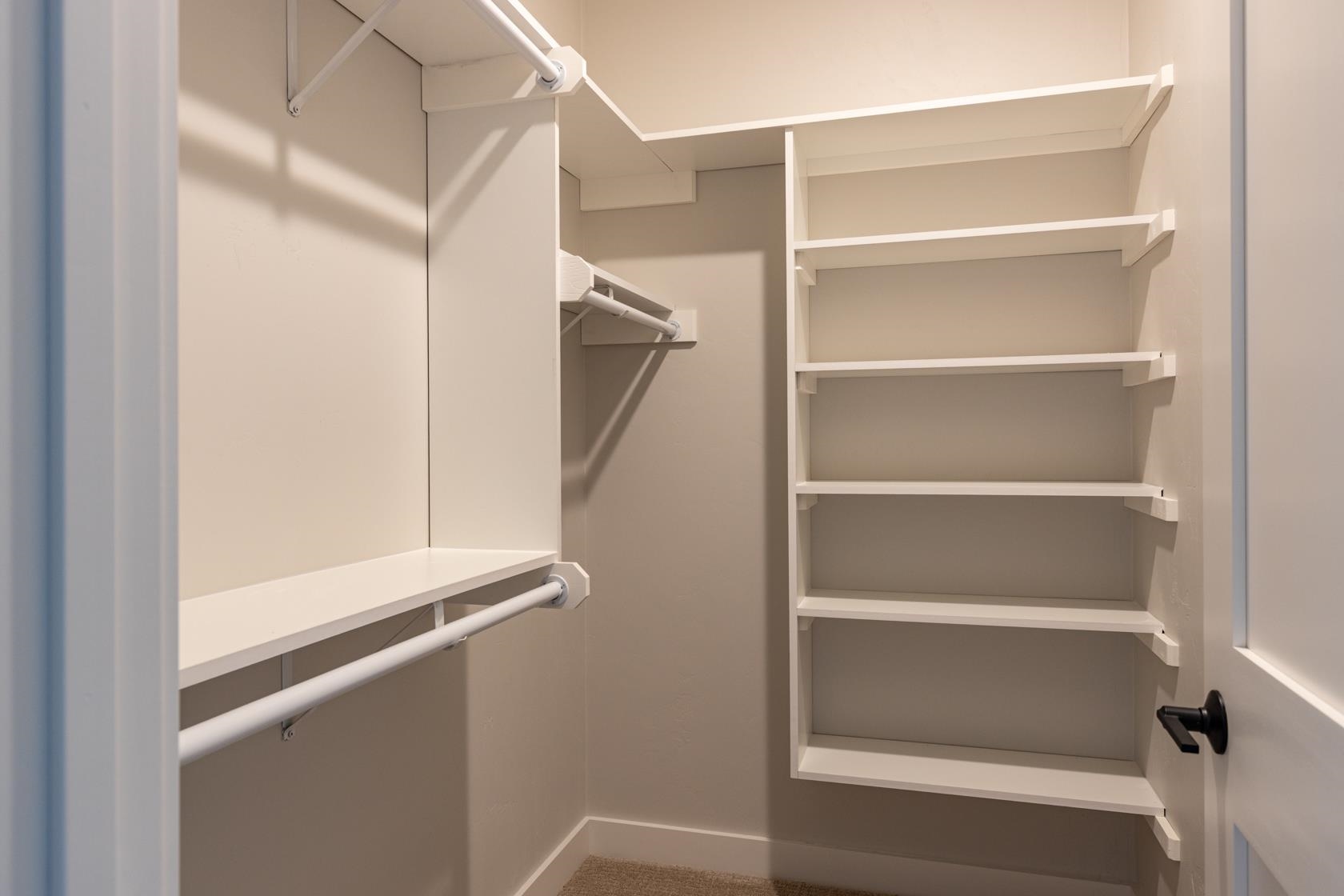 Kimberly, Wisconsin, 54136, United States, 4 Bedrooms Bedrooms, ,3 BathroomsBathrooms,Residential,For Sale,1975041