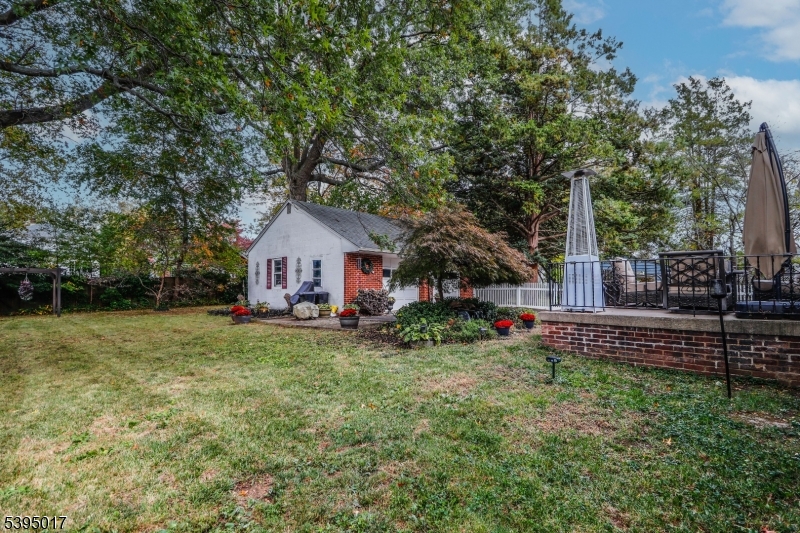 Rahway City, New Jersey, 07065, United States, 4 Bedrooms Bedrooms, ,2 BathroomsBathrooms,Residential,For Sale,1986510