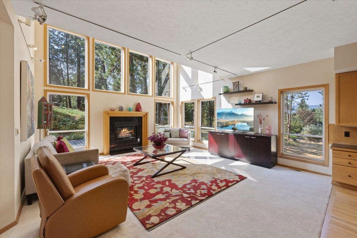 Veradale, Washington, 99037, United States, 4 Bedrooms Bedrooms, ,4 BathroomsBathrooms,Residential,For Sale,1840066
