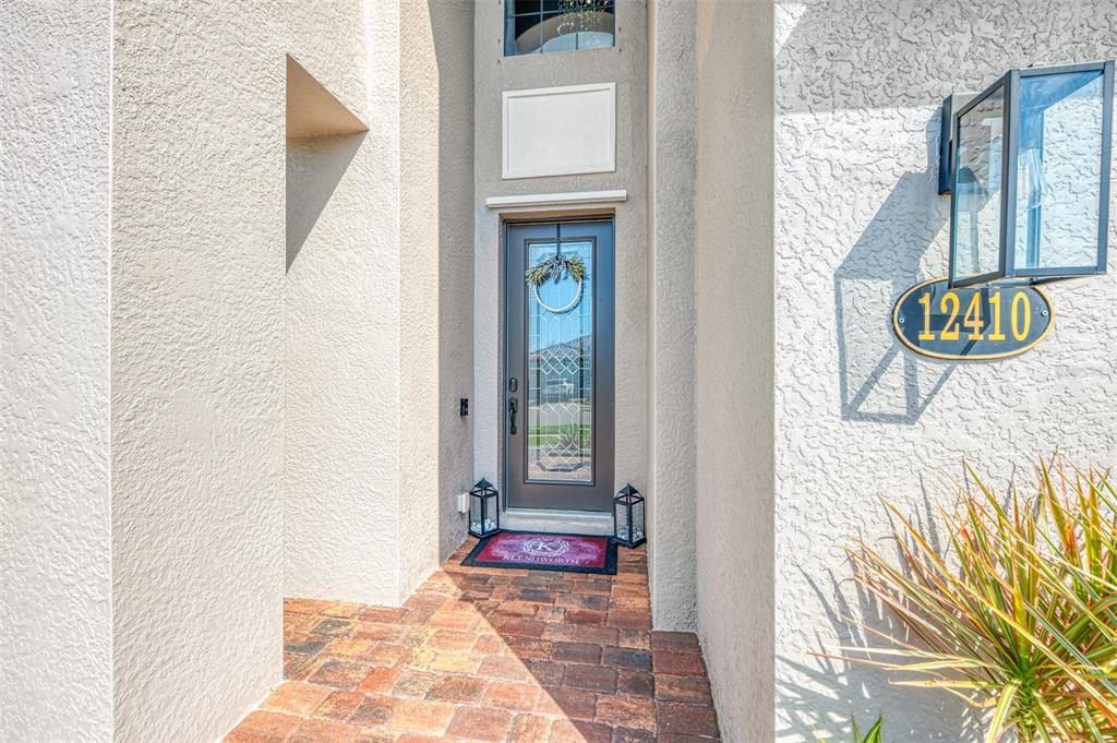 Venice, Florida, 34293, United States, 5 Bedrooms Bedrooms, ,3 BathroomsBathrooms,Residential,For Sale,1705065