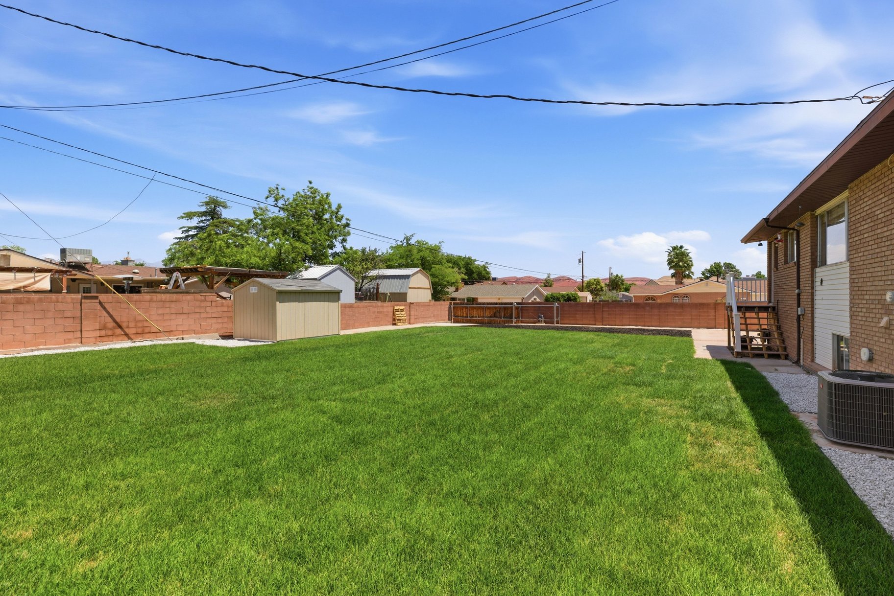  Beautiful Large Corner Lot in Santa Clara Utah__Lots of RV Parking - 物件實景