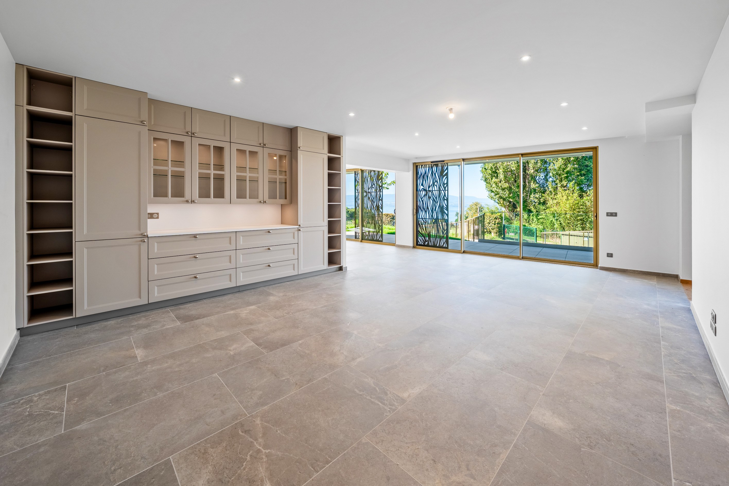  Exclusive property adjacent to the Evian-les-Bains golf course. - 物件實景