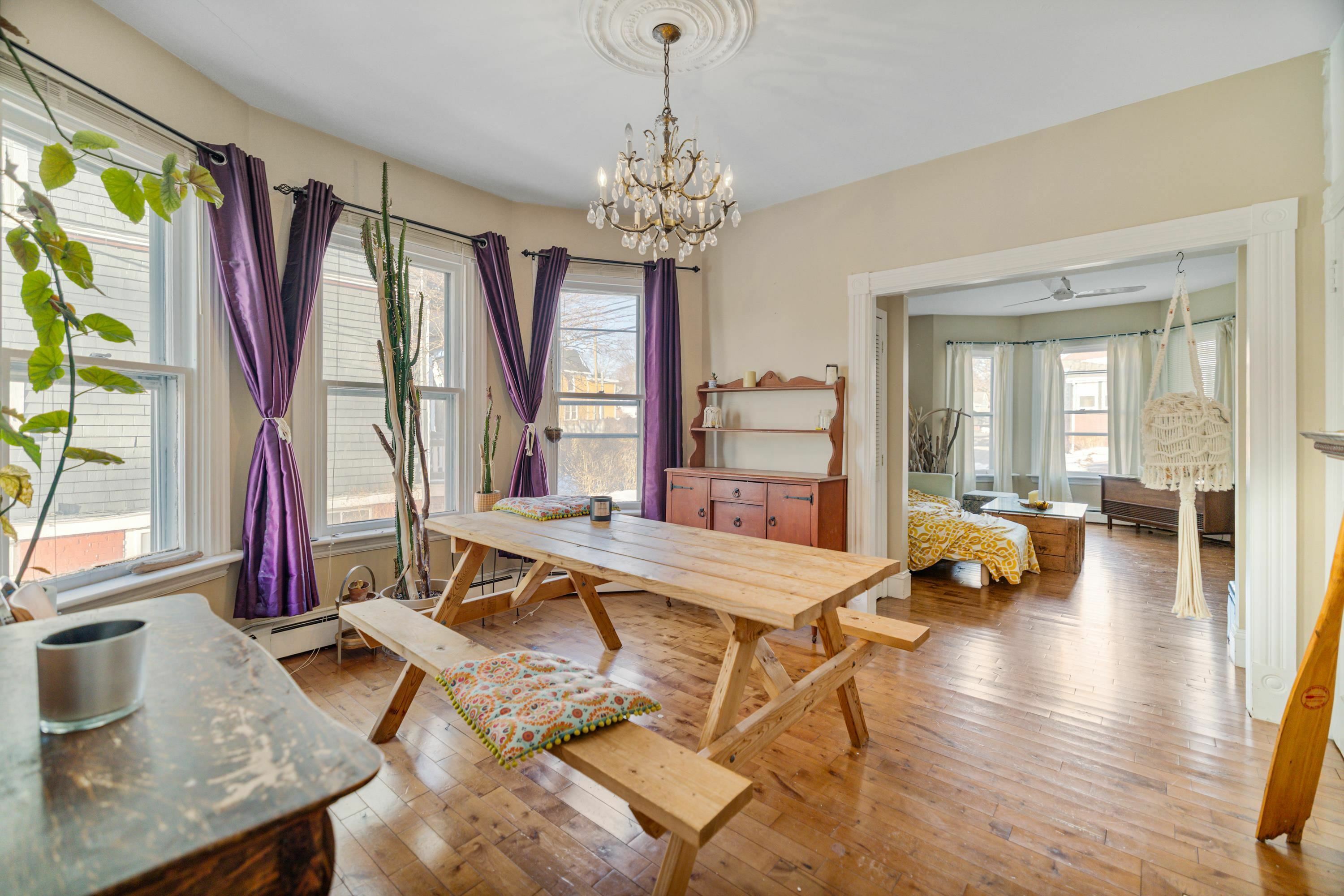 CHARLOTTETOWN, Prince Edward Island, C1A 3E4, CA, 3 Bedrooms Bedrooms, ,Residential,For Sale,1876042