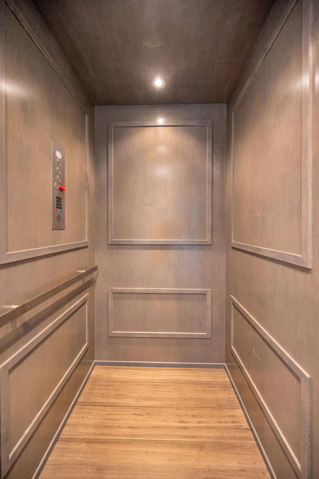 St Pete Beach, Florida, 33706, United States, 5 Bedrooms Bedrooms, ,4 BathroomsBathrooms,Residential,For Sale,1978824