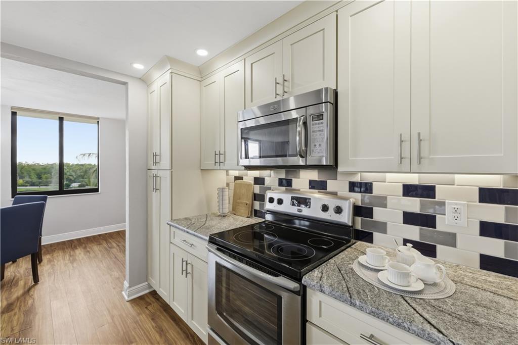 Naples, Florida, 34108, United States, 2 Bedrooms Bedrooms, ,2 BathroomsBathrooms,Residential,For Sale,2000770