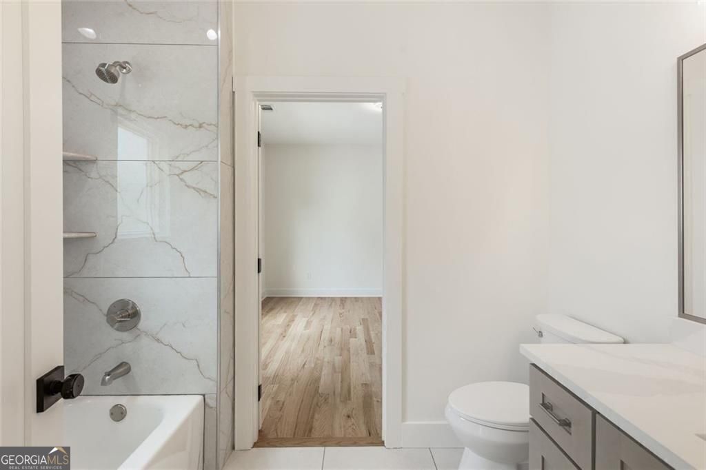 Avondale Estates, Georgia, 30002, United States, 5 Bedrooms Bedrooms, ,5 BathroomsBathrooms,Residential,For Sale,1904191