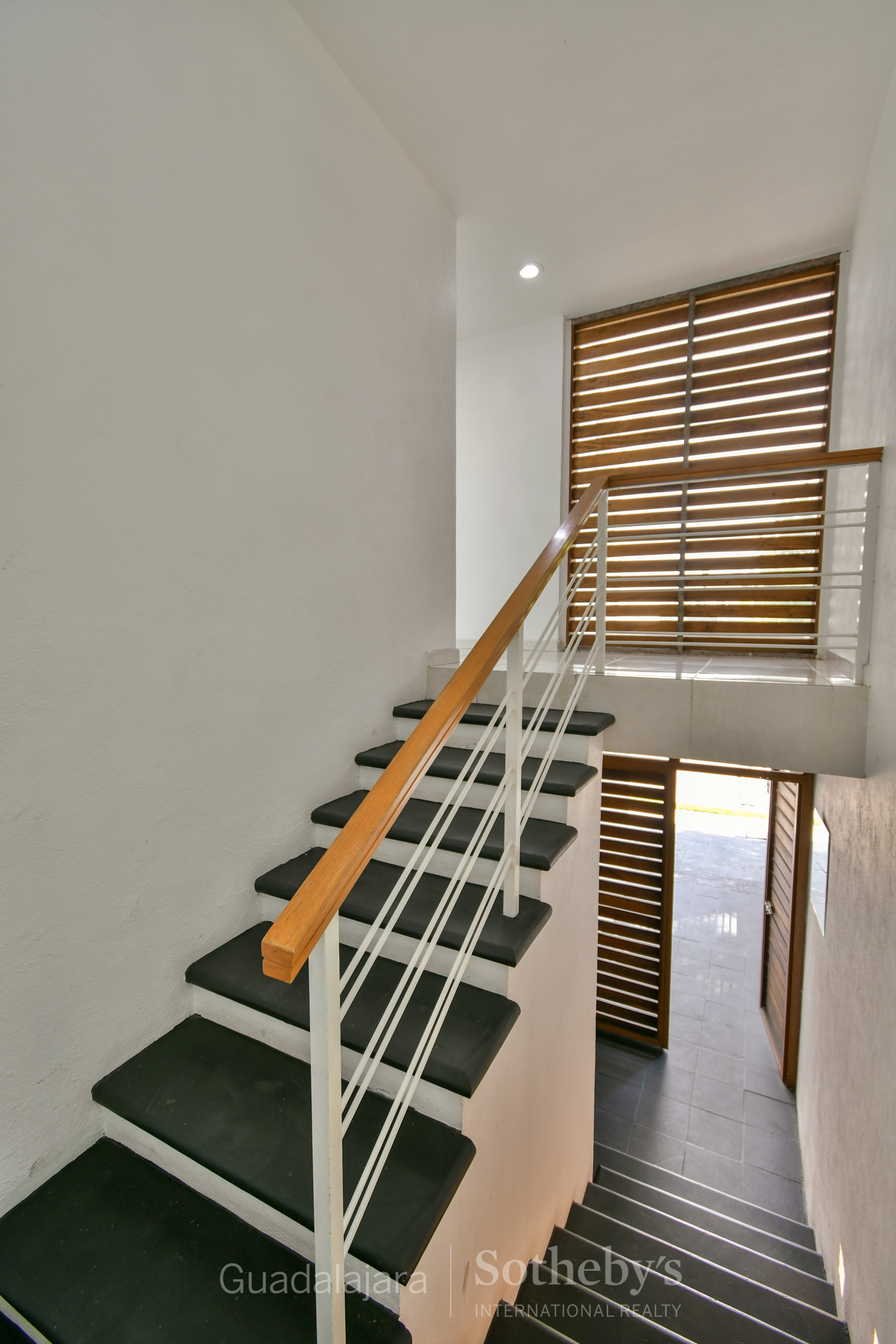  Casa duplex en condominio Puerta del Valle en venta - 物件實景