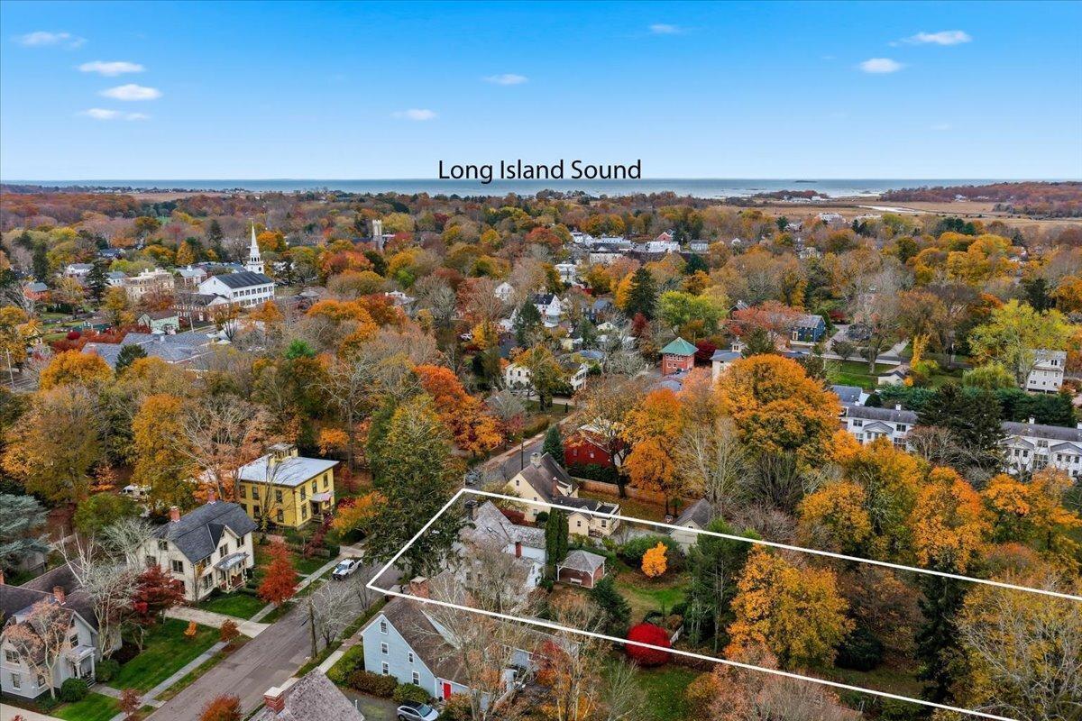 Guilford, Connecticut, 06437, United States, 5 Bedrooms Bedrooms, ,Residential,For Sale,2002504