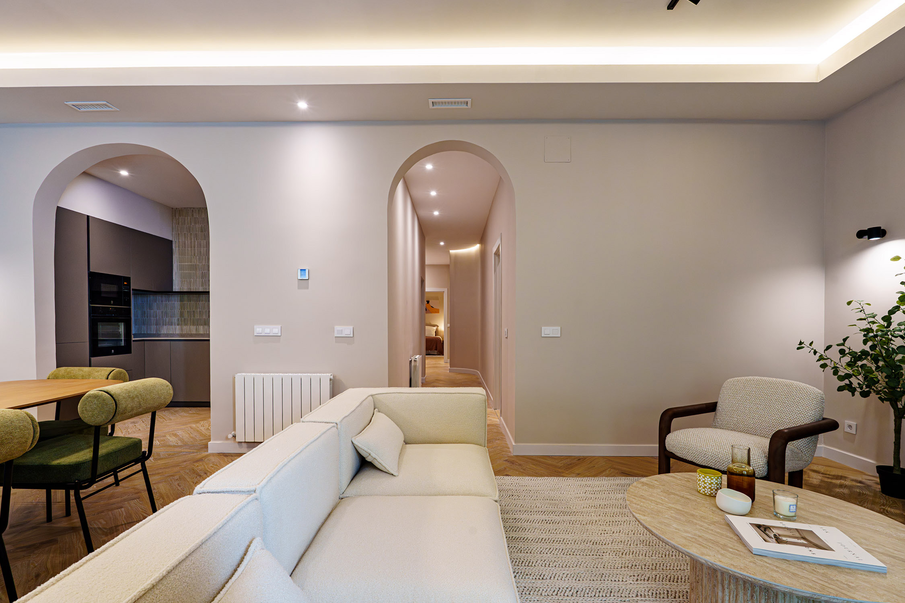  Contemporary elegance with balconies and ceilings over three meters in Palacio - 物件實景