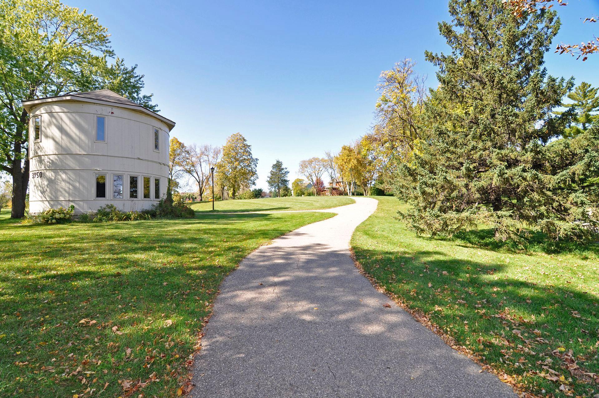 Chanhassen, Minnesota, 55331, United States, 4 Bedrooms Bedrooms, ,3 BathroomsBathrooms,Residential,For Sale,1994365