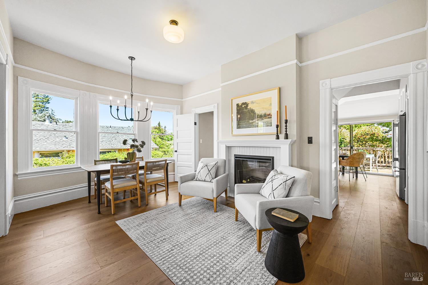 Petaluma, California, 94952, United States, 4 Bedrooms Bedrooms, ,2 BathroomsBathrooms,Residential,For Sale,2048803