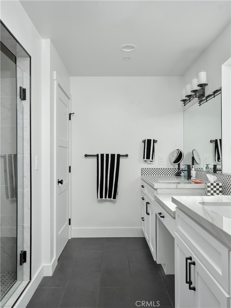 Oceano, California, 93445, United States, 5 Bedrooms Bedrooms, ,4 BathroomsBathrooms,Residential,For Sale,1981898