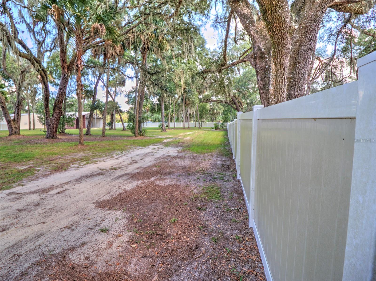 ANTHONY, Florida, 32617, United States, 3 Bedrooms Bedrooms, ,2 BathroomsBathrooms,Residential,For Sale,1941816