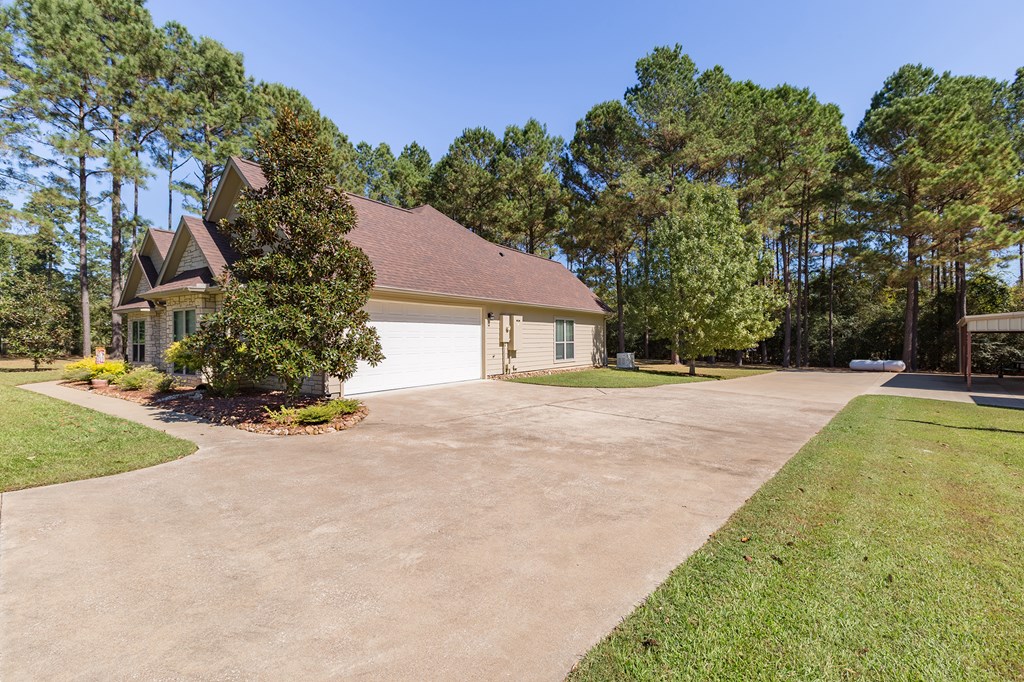 Huntington, Texas, 75949, United States, 3 Bedrooms Bedrooms, ,3 BathroomsBathrooms,Residential,For Sale,2007836