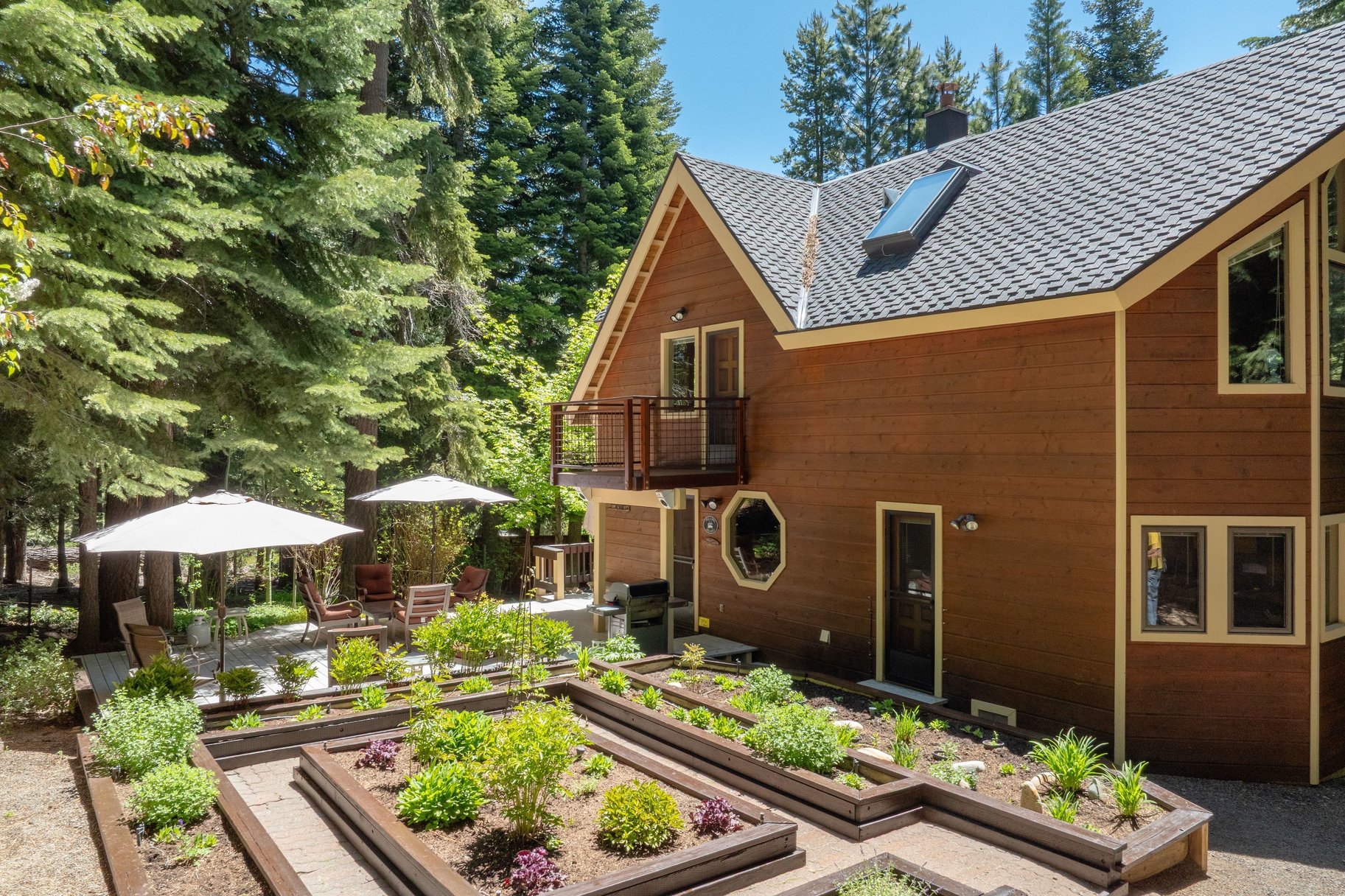 Carnelian Bay home backing to forest service and with an additional vacant lot - 物件實景