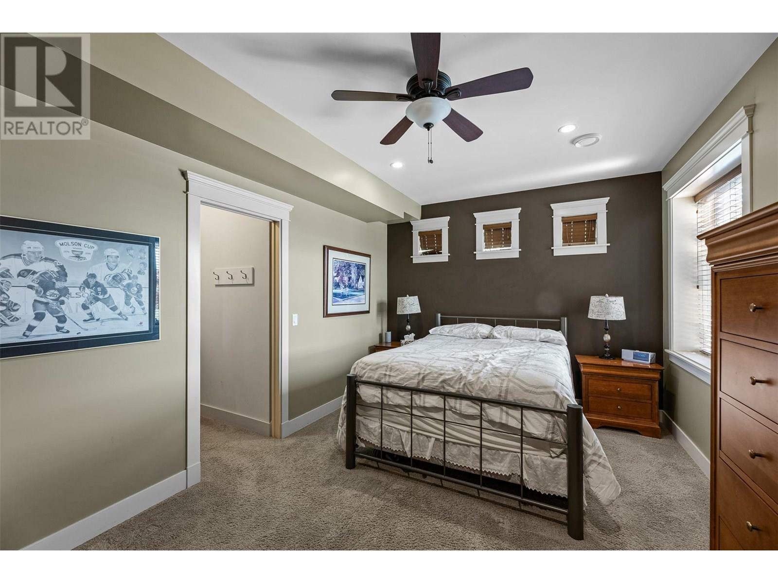 KELOWNA, British Columbia, V1V 2Z3, CA, 4 Bedrooms Bedrooms, ,2 BathroomsBathrooms,Residential,For Sale,1859444
