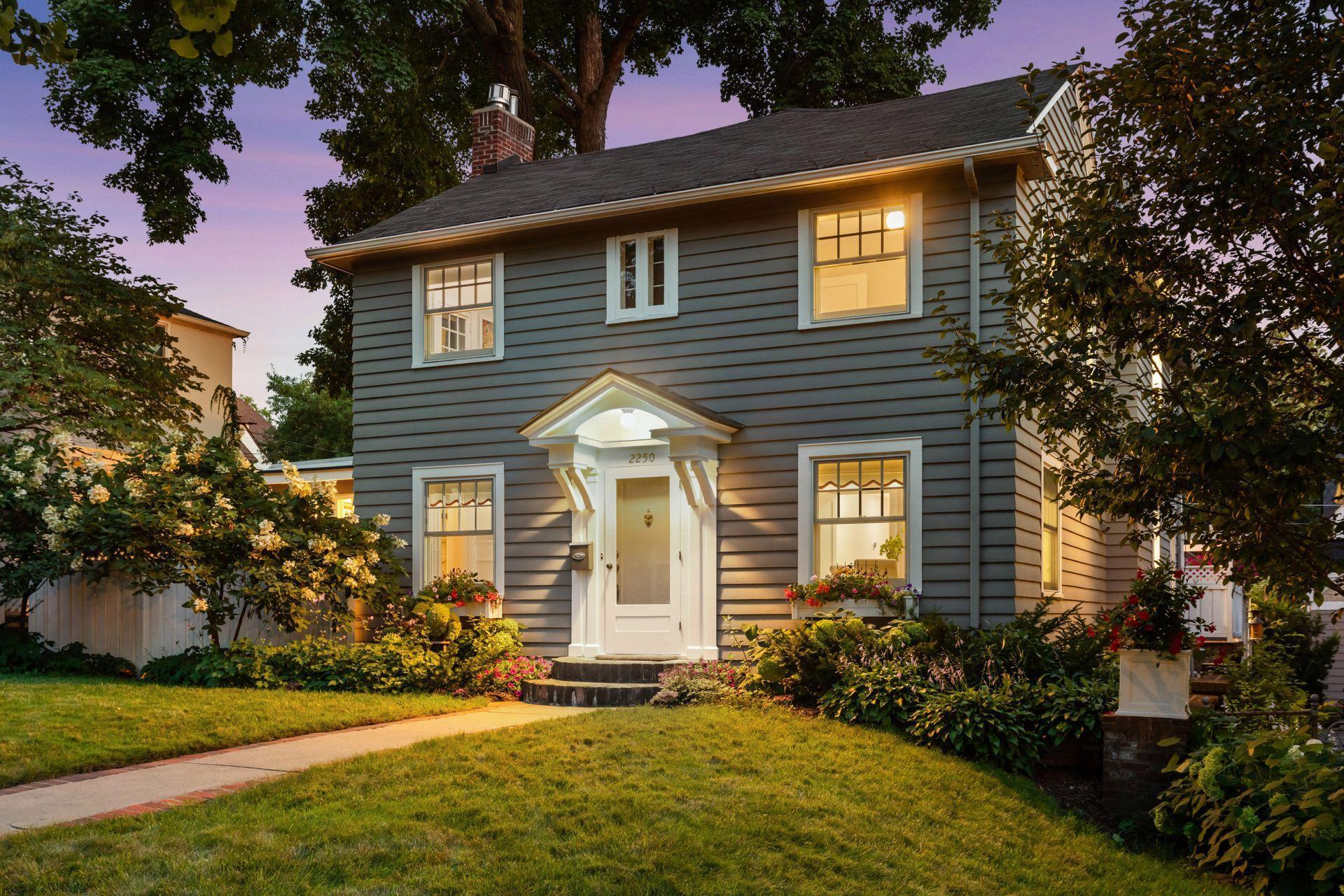 Saint Paul, Minnesota, 55105, United States, 4 Bedrooms Bedrooms, ,2 BathroomsBathrooms,Residential,For Sale,1919554
