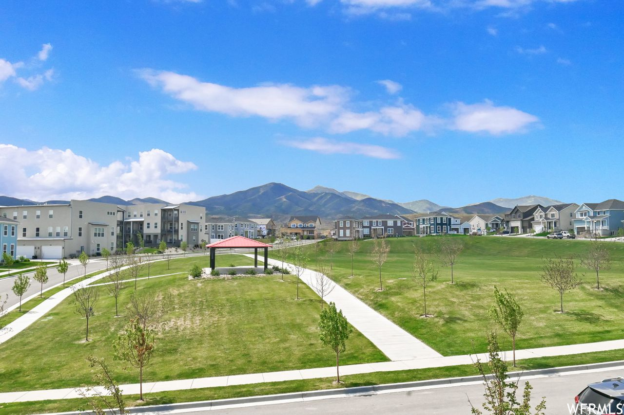 7639 S Bear Gulch Rd, West Jordan, Utah, 84081, United States, 3 Bedrooms Bedrooms, ,3 BathroomsBathrooms,Residential,For Sale,7639 S Bear Gulch Rd,1663668