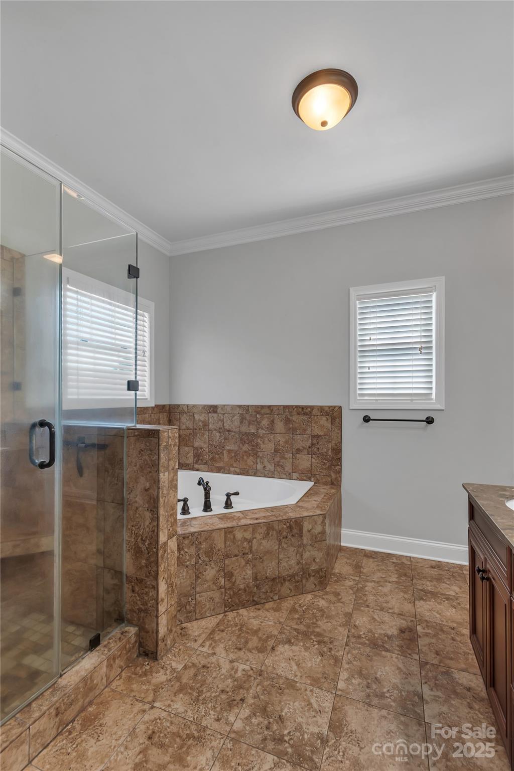Shelby, North Carolina, 28150, United States, 3 Bedrooms Bedrooms, ,4 BathroomsBathrooms,Residential,For Sale,1868459