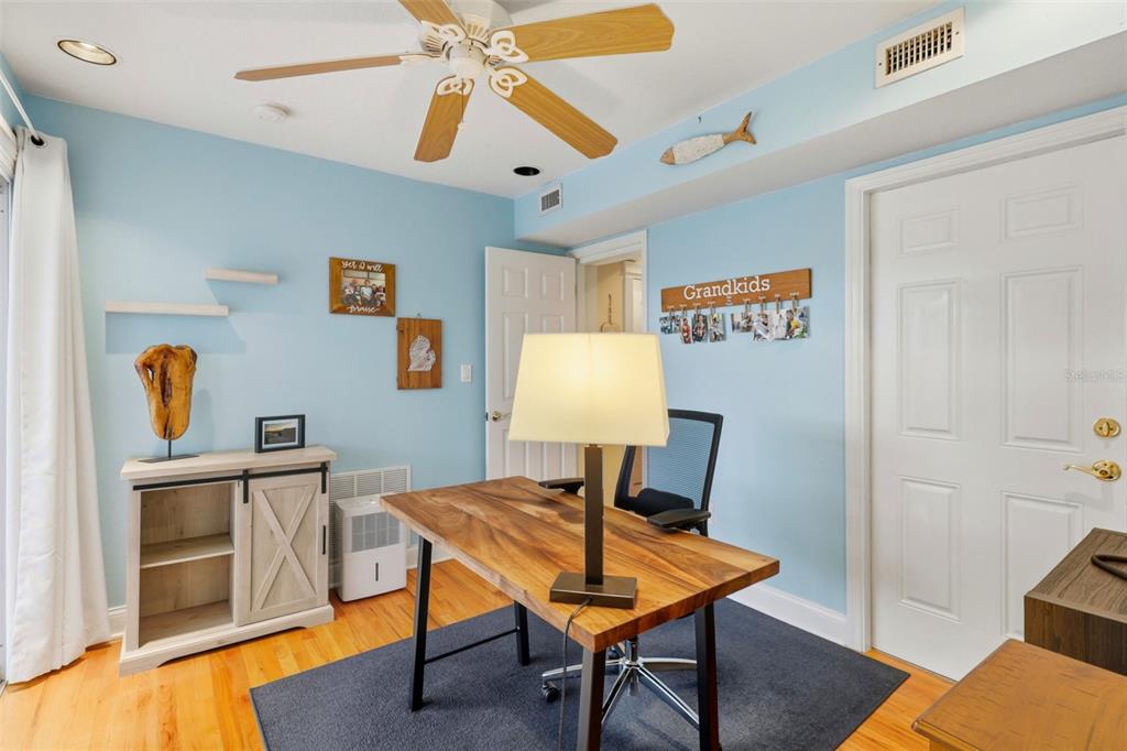 Palm Harbor, Florida, 34683, United States, 4 Bedrooms Bedrooms, ,4 BathroomsBathrooms,Residential,For Sale,1989104