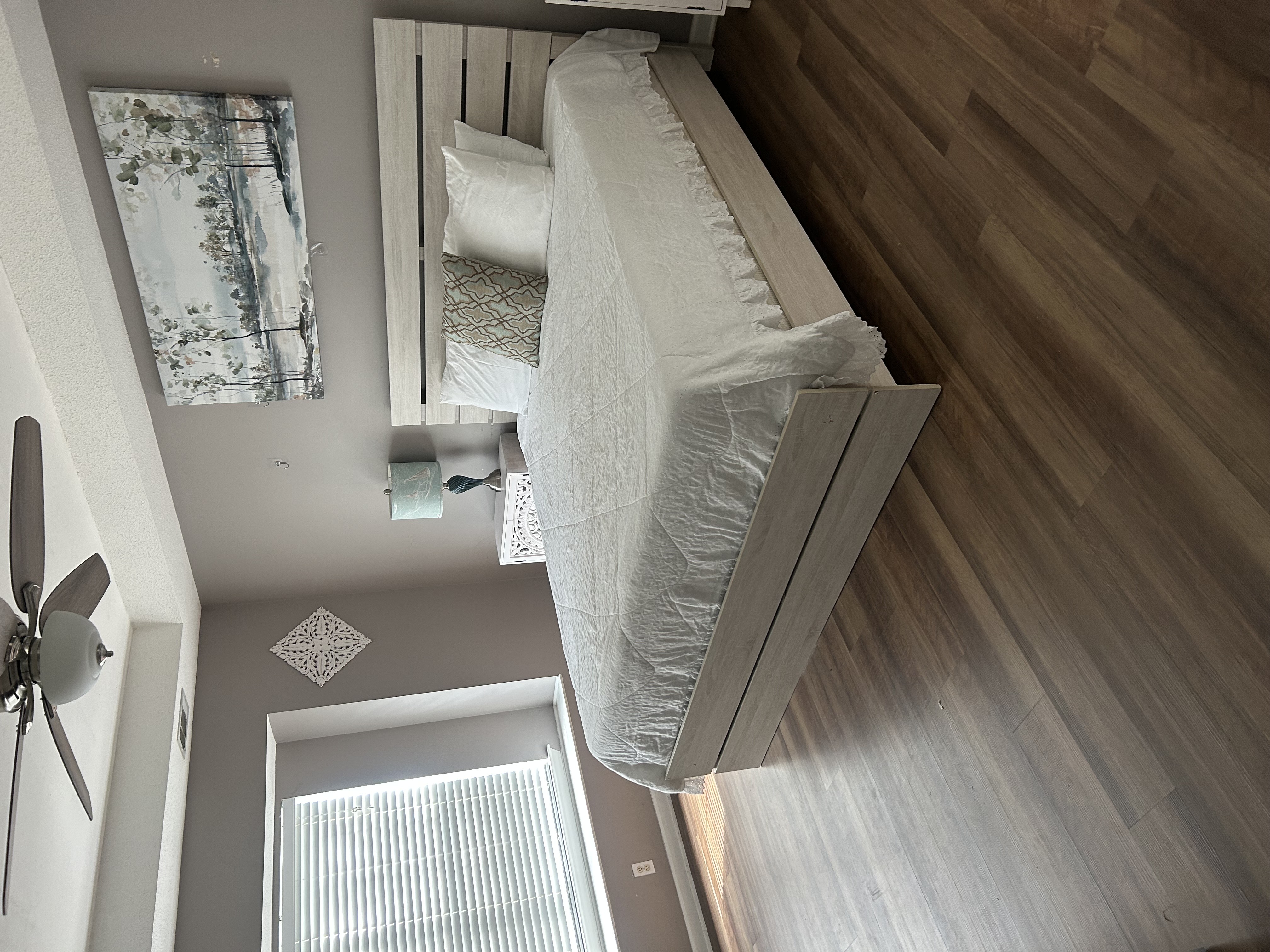 Savannah, Georgia, 31410, United States, 6 Bedrooms Bedrooms, ,3 BathroomsBathrooms,Residential,For Sale,1987064